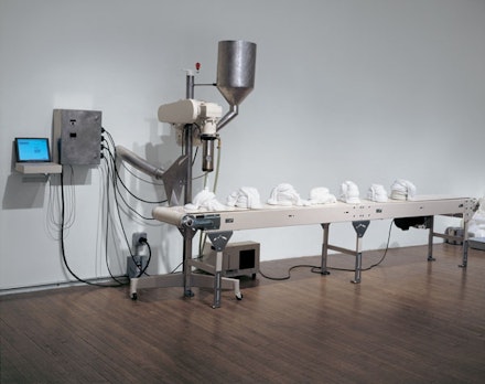 Roxy Paine, “SCUMAK (Auto Sculpture Maker),” 1998. Aluminum, computer, conveyor, electronics, extruder, stainless steel, polyethylene, and Teflon. 163 × 96 × 48 ̋.