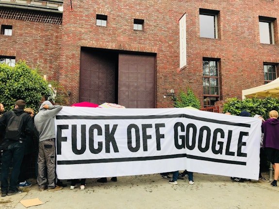 Fighting Google, Berlin. Photo: Jacob Blumenfeld 