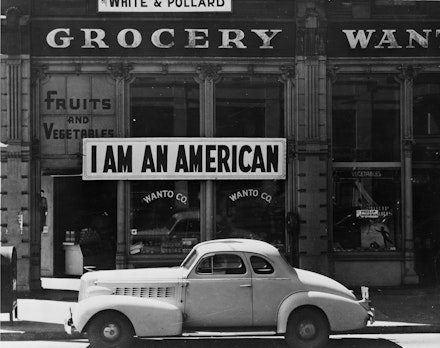 Dorothea Lange, <em>I Am an American</em>, 1942. Gelatin silver print, Library of Congress, Prints & Photographs Division, FSA/OWI Collection.