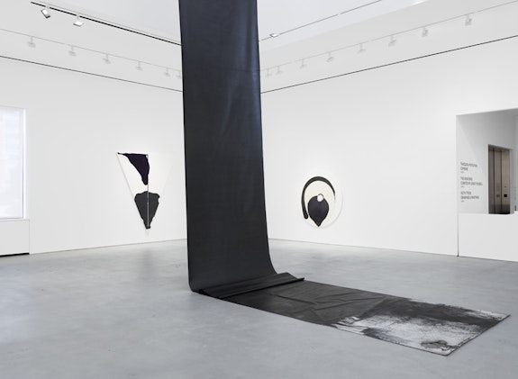 Installation view, <em>Takesada Matsutani: Combine.</em> Hauser & Wirth New York 22nd Street, 2022. 3 February - 2 April 2022. © Hauser & Wirth. Courtesy Hauser & Wirth. Photo: Thomas Barratt