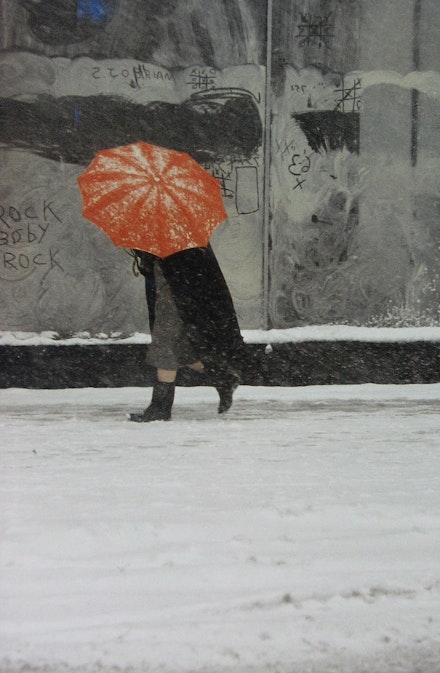 <p>Saul Leiter, <em>Red Umbrella</em>, 1958. Chromogenic print; printed later, image size: 19 1/2 x 12 5/8 inches; paper size: 20 x 16 inches. © Saul Leiter Foundation. Courtesy Howard Greenberg Gallery, New York.</p>