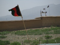 Taliban flags along the Pakistan border. Photo by Talkradionews, flickr.com
